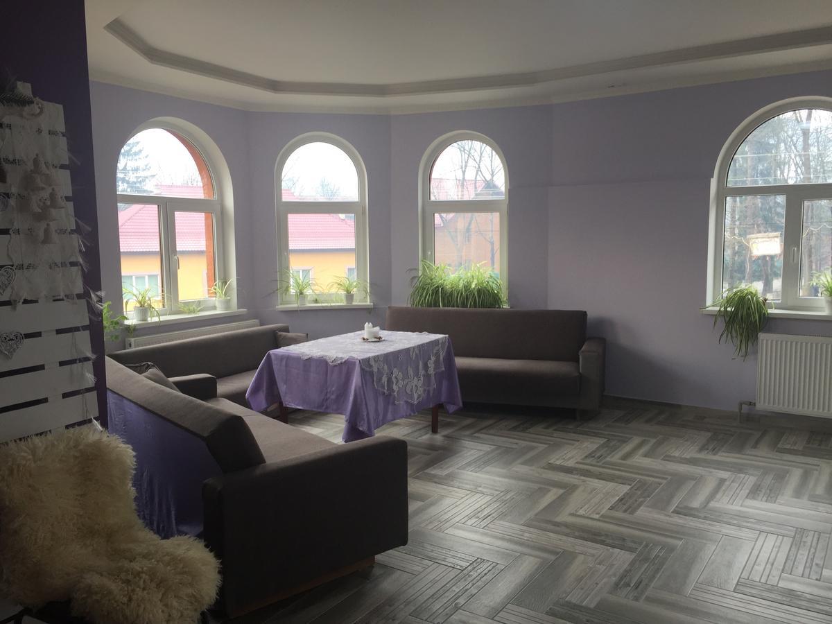 Franc Hotel Yasinia Eksteriør billede